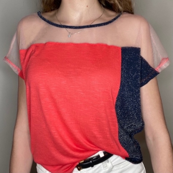 ⭐️2/$35⭐️ Mustard Seed Coral and Navy Blue Sparkle Mesh Neckline Top - Picture 3 of 7